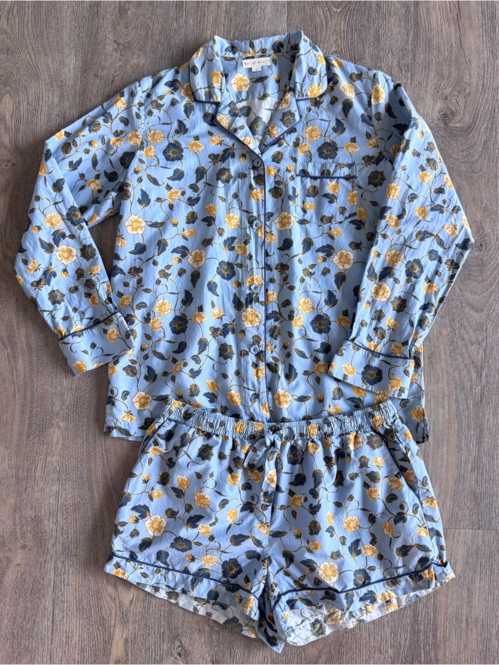 Roller Rabbit Blue Floral Long-Sleeve Top & Shorts Pajama Set
